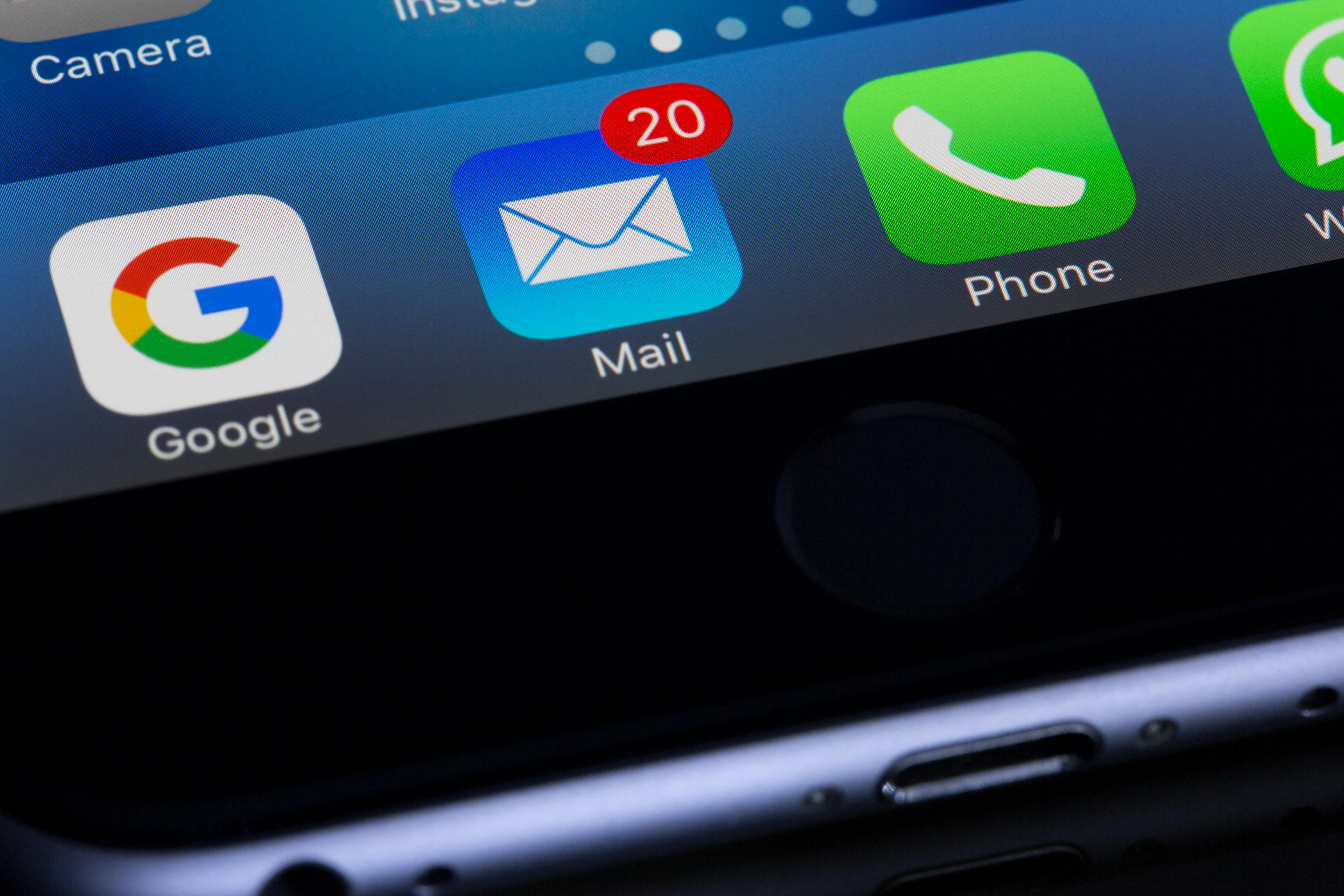 Black and Gray Digital Device with mail app showing 20 notifications. Photo by Torsten Dettlaff on pexels.com